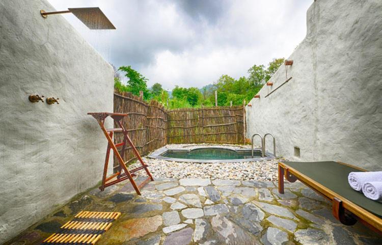 Paatlidun Safari Lodge, Jim Corbett Garjia Eksteriør bilde
